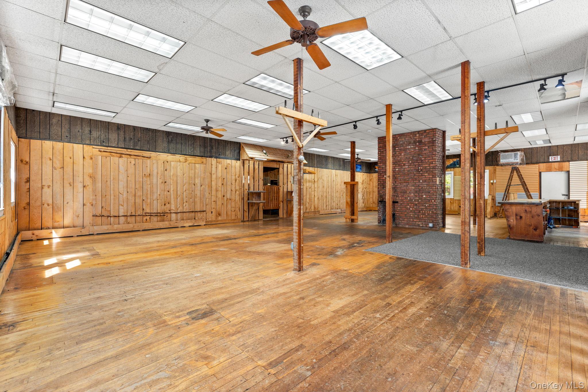 3256-3258 Us-6 E Main Street E, Mohegan Lake, NY 10547