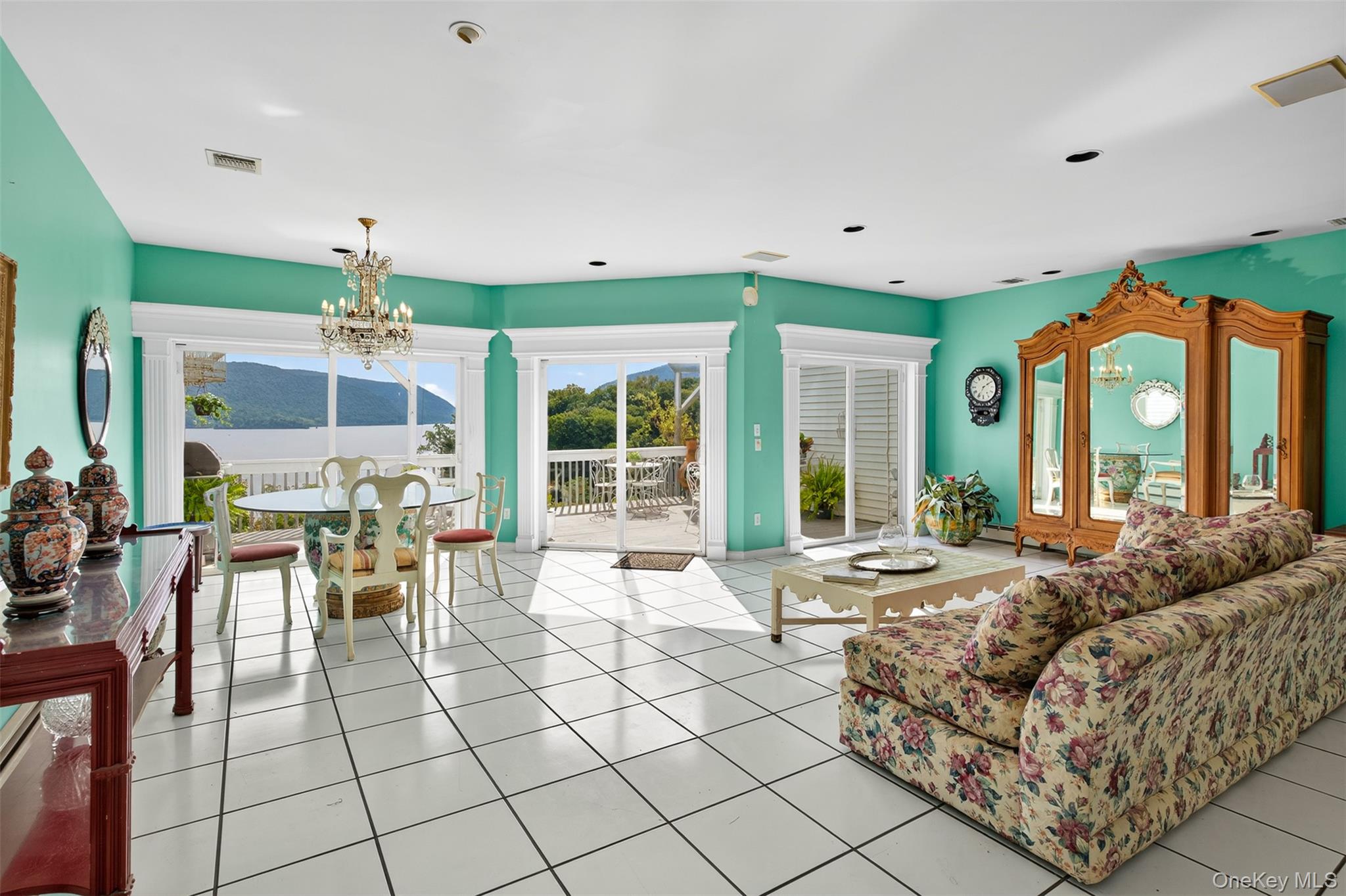 282 Tamerisk Lane, New Windsor, NY 12553