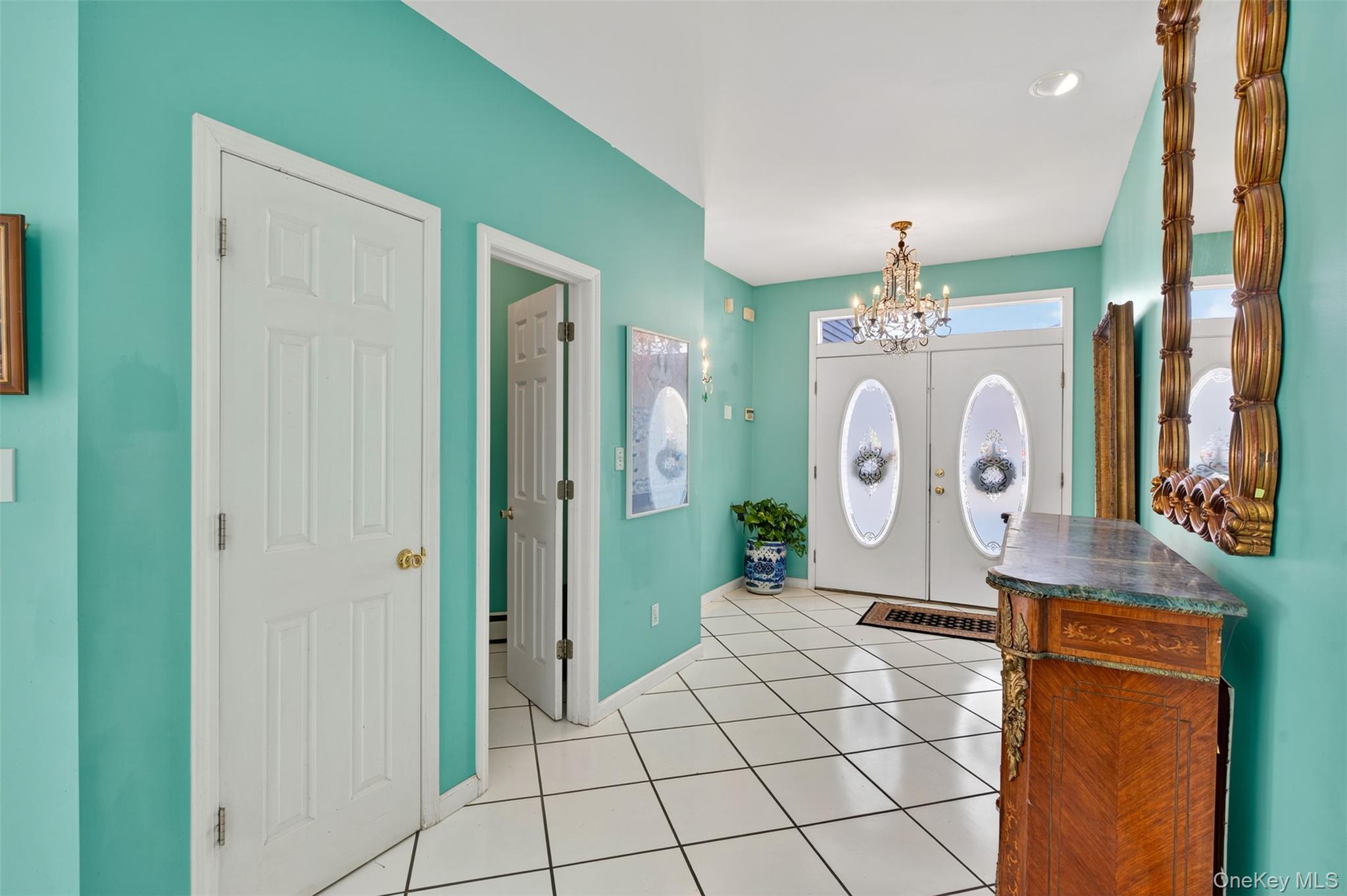 282 Tamerisk Lane, New Windsor, NY 12553