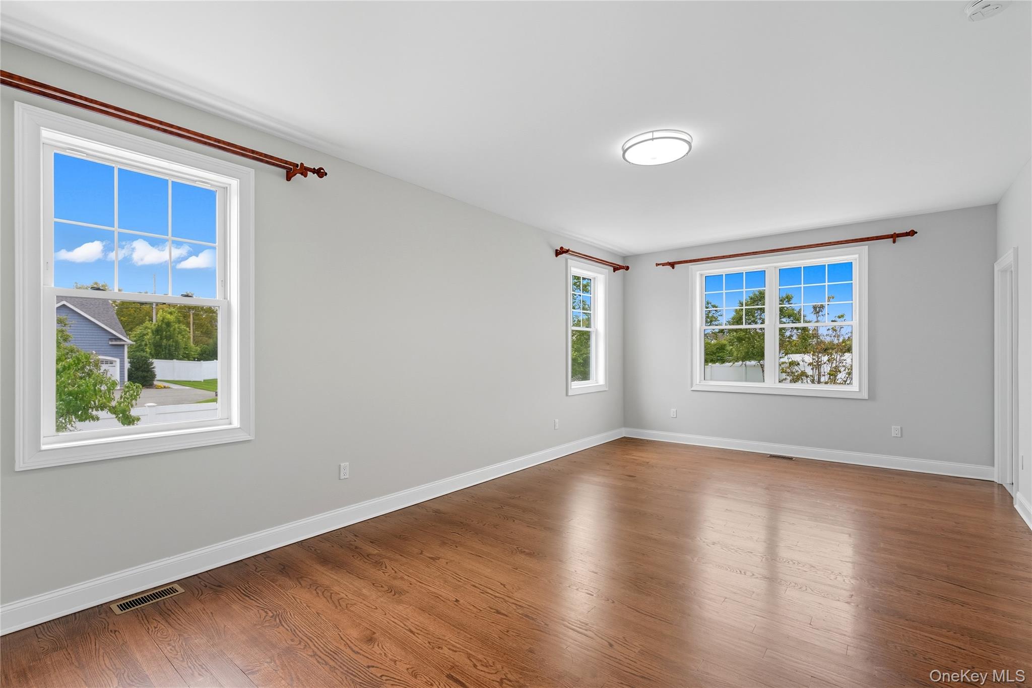 9 Fieldstone Court, Greenlawn, NY 11740