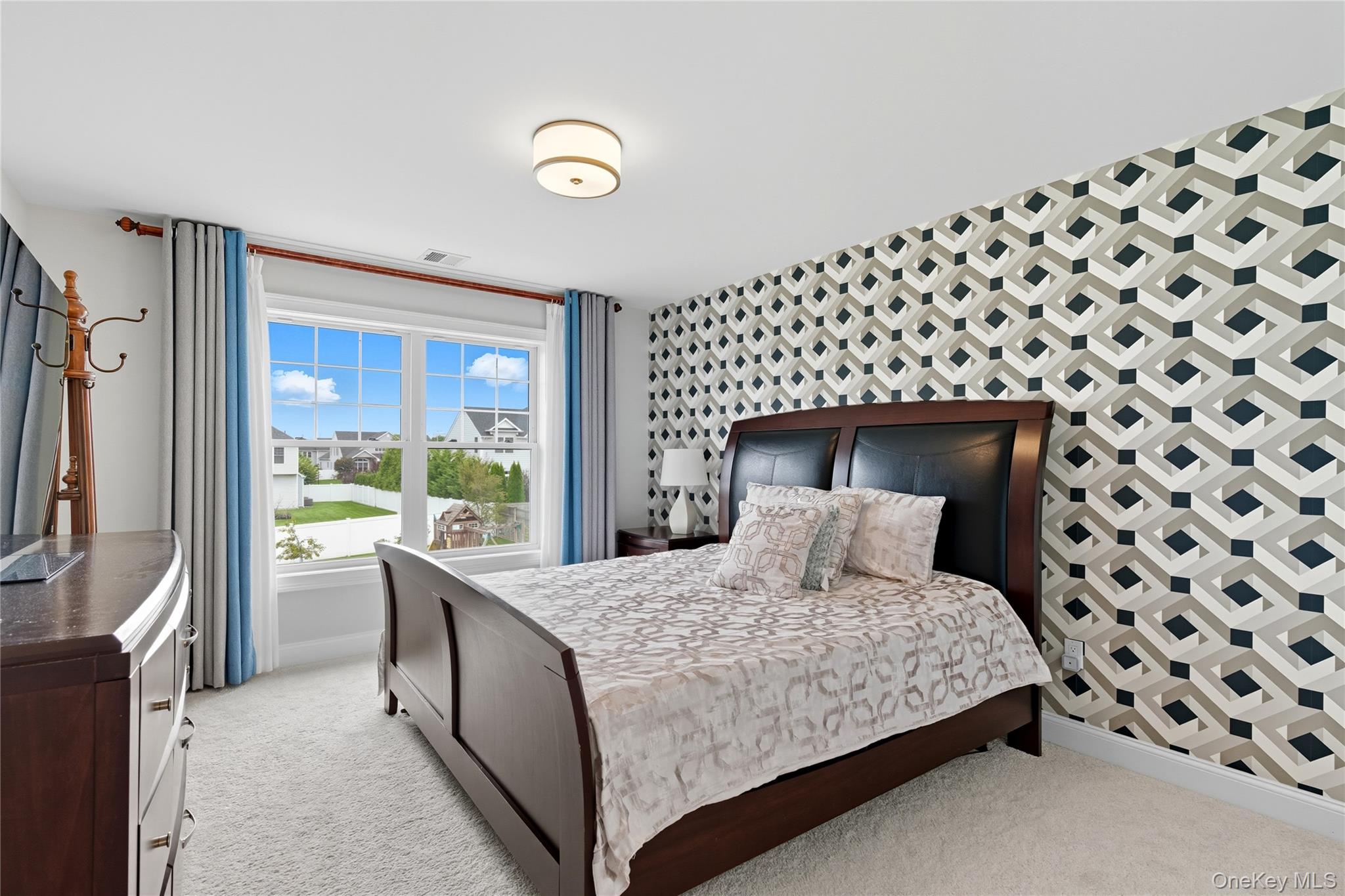 9 Fieldstone Court, Greenlawn, NY 11740