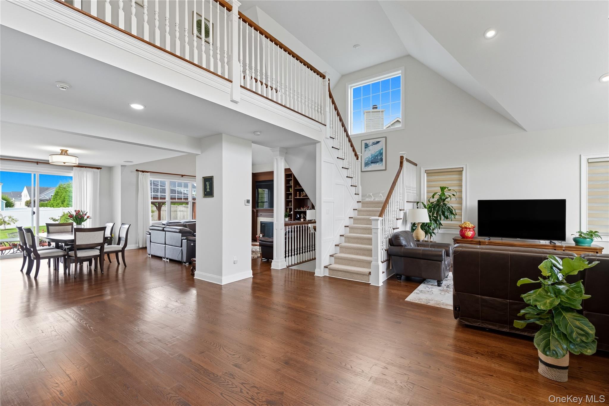 9 Fieldstone Court, Greenlawn, NY 11740