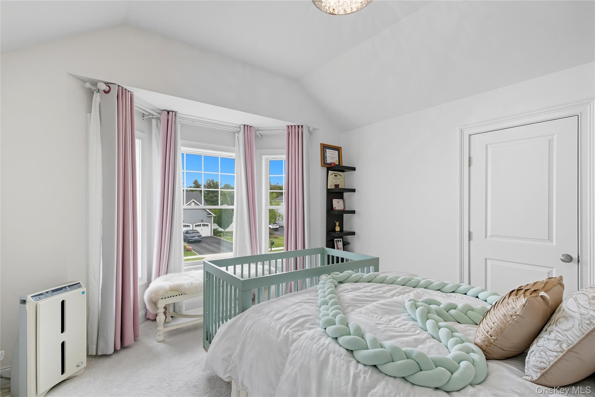 9 Fieldstone Court, Greenlawn, NY 11740