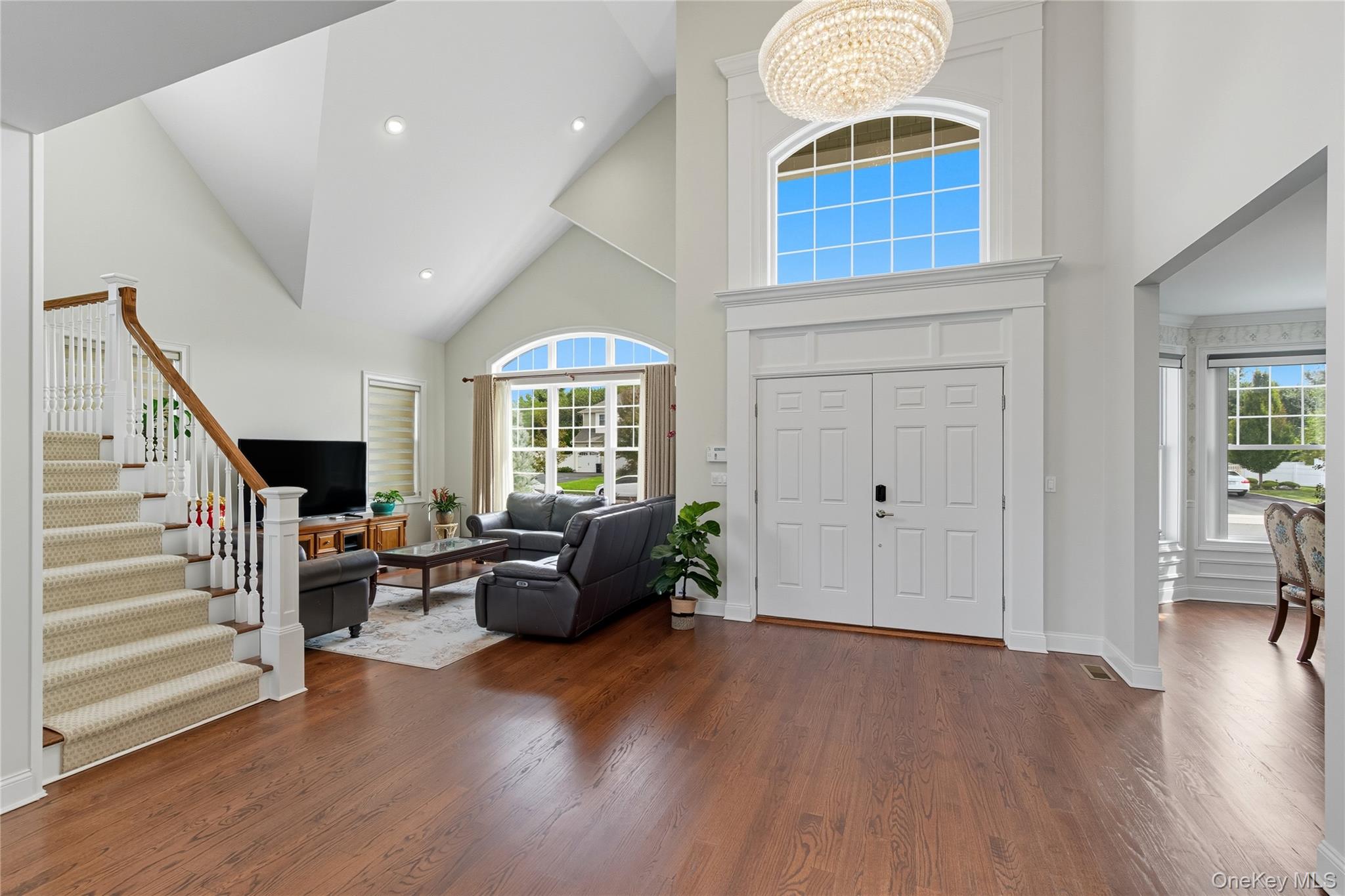 9 Fieldstone Court, Greenlawn, NY 11740