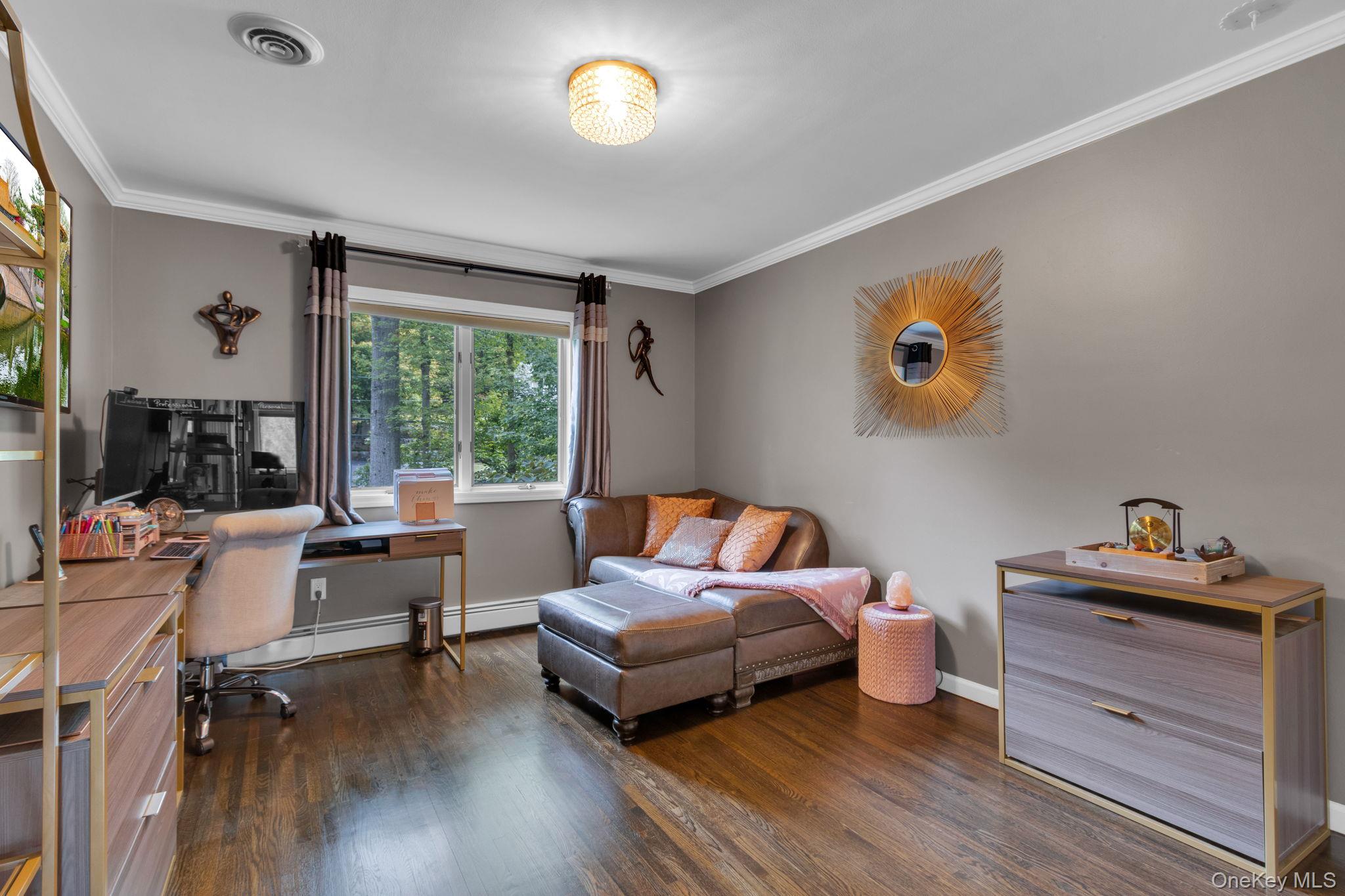 428 Greenbush Road N, Blauvelt, NY 10913