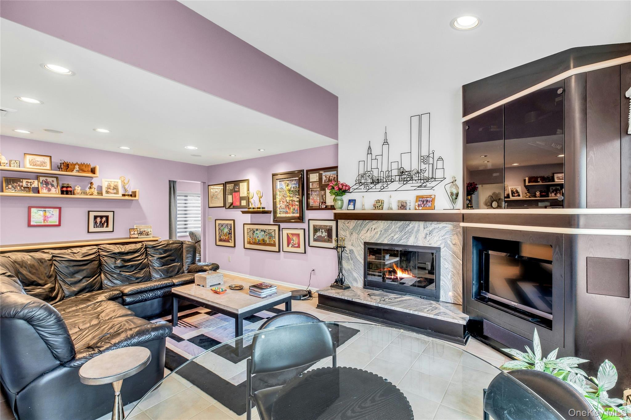 71 Hofstra Drive, Plainview, NY 11803