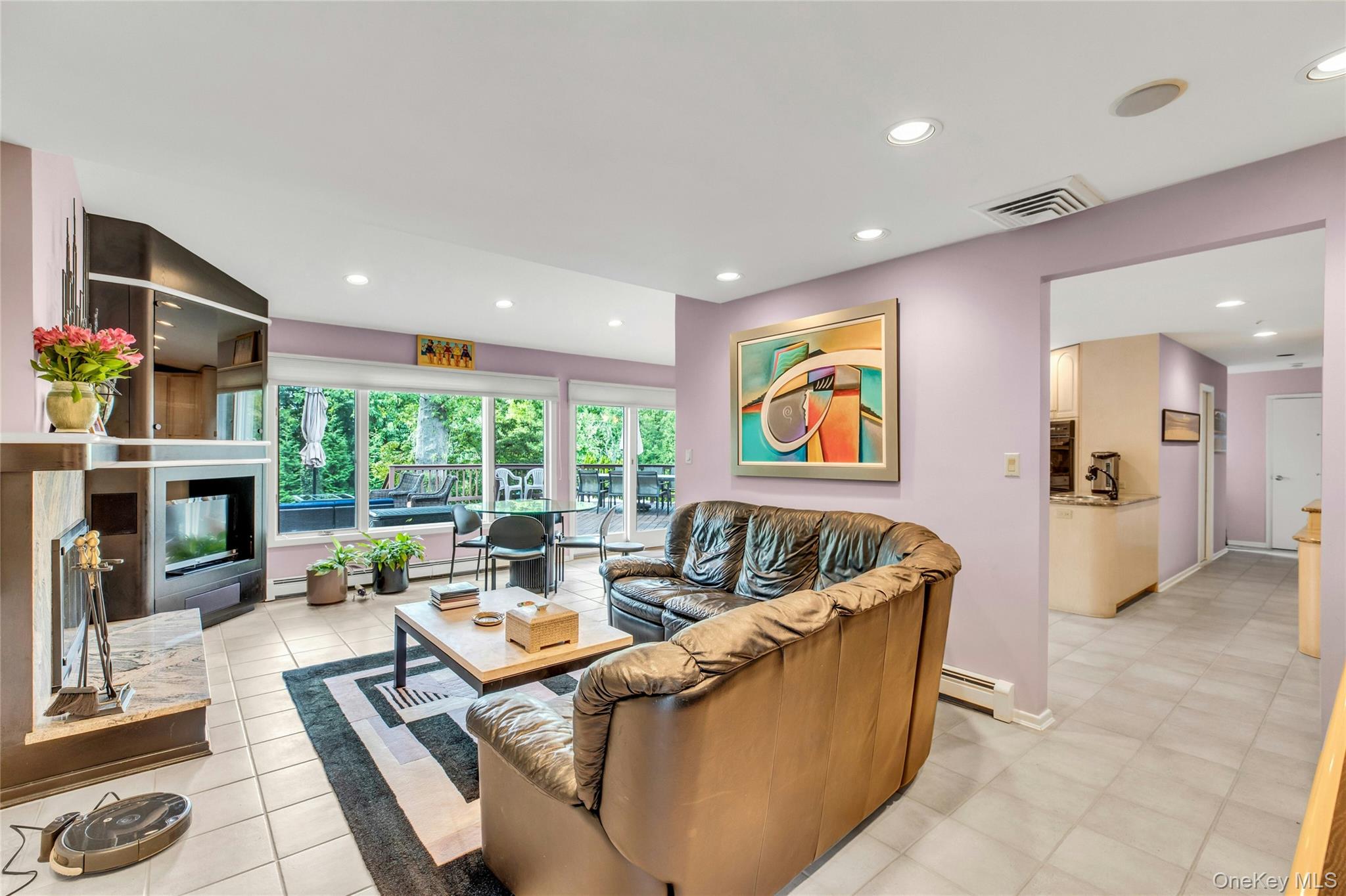 71 Hofstra Drive, Plainview, NY 11803