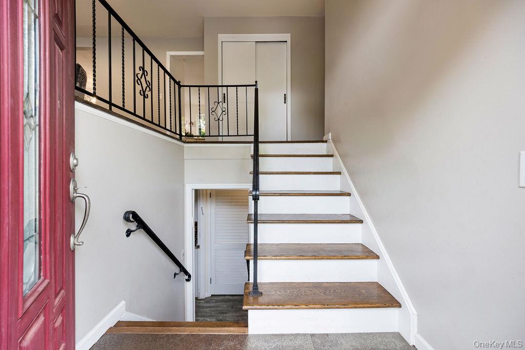 6 Fairway Oval, Spring Valley, NY 10977