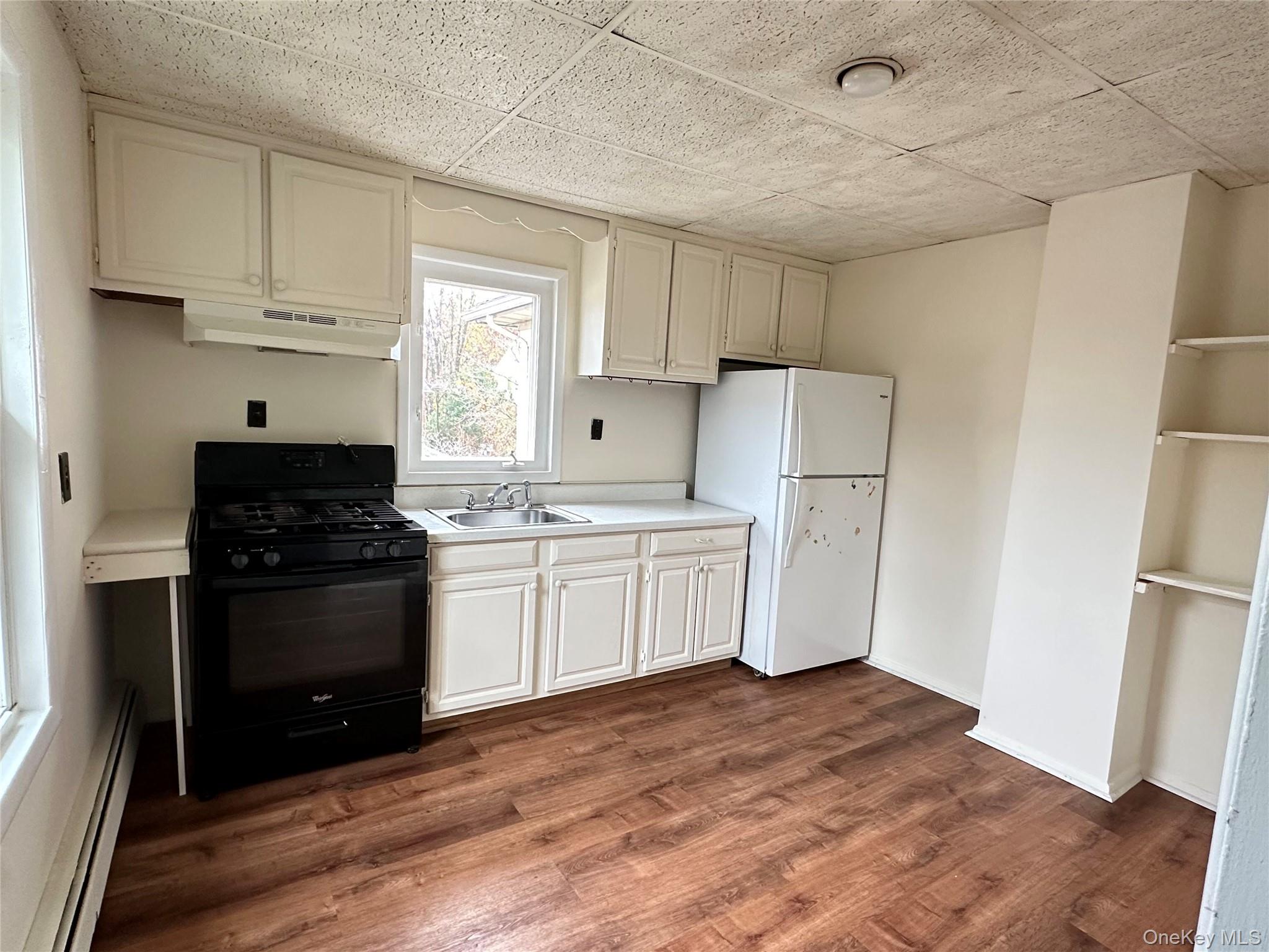 61 Nassau Avenue # 2nd Fl, Glen Cove, NY 11542