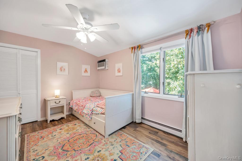 342 Oakland Avenue, Miller Place, NY 11764