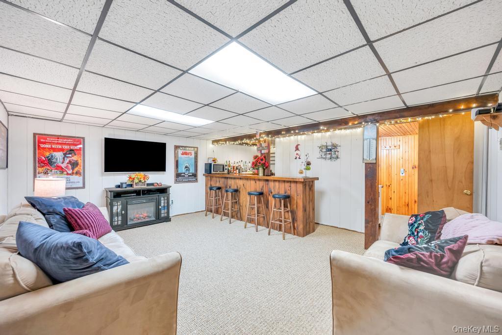 342 Oakland Avenue, Miller Place, NY 11764