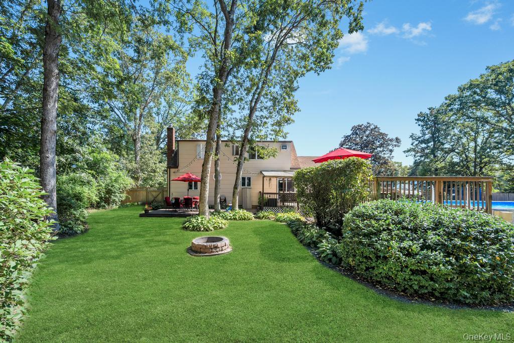 342 Oakland Avenue, Miller Place, NY 11764