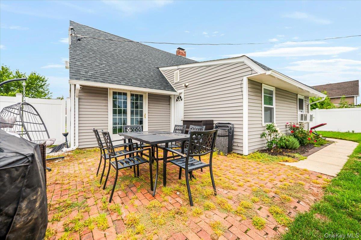 251 Blacksmith Road, Levittown, NY 11756