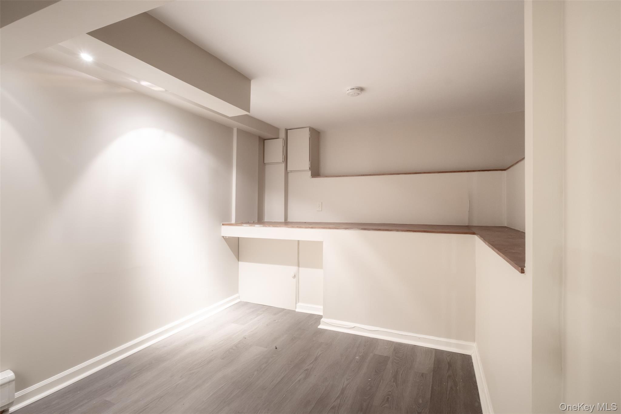 453 Beach Avenue # Left, Mamaroneck, NY 10543