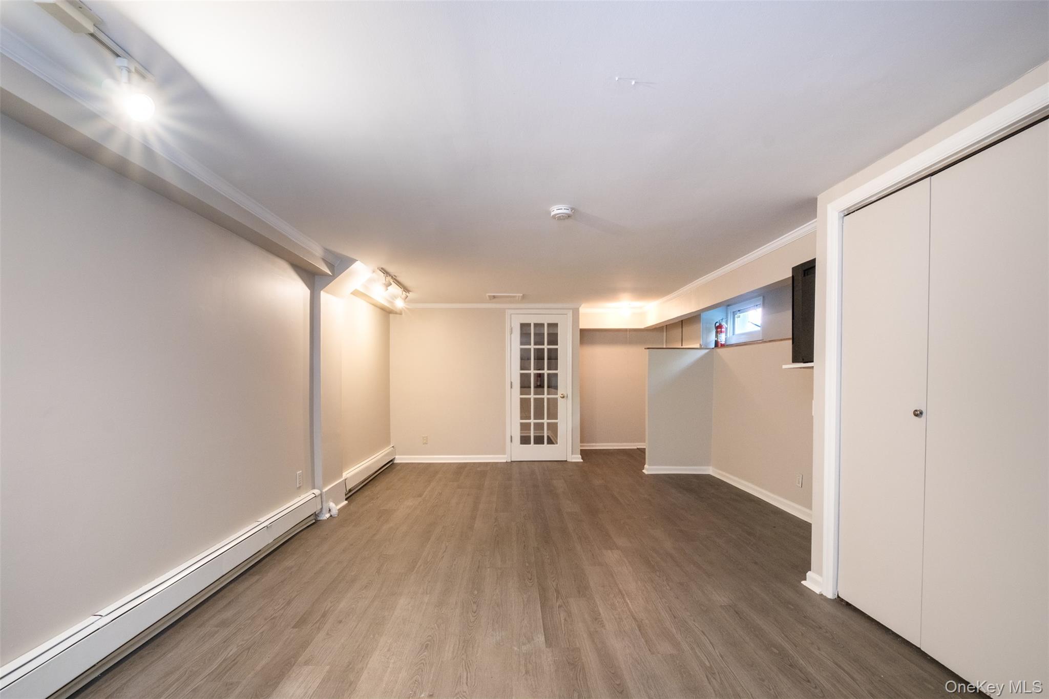 453 Beach Avenue # Left, Mamaroneck, NY 10543