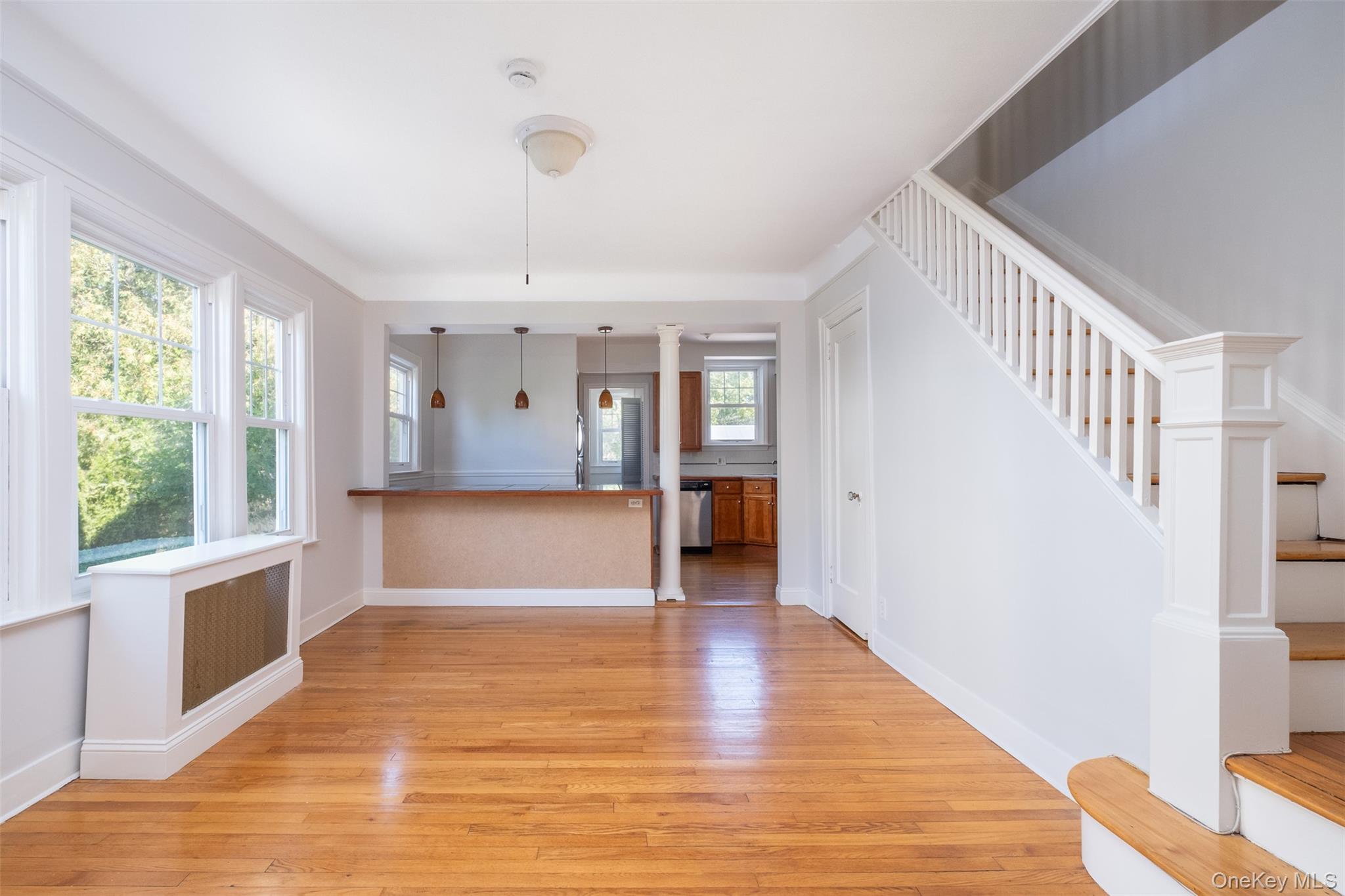 453 Beach Avenue # Left, Mamaroneck, NY 10543