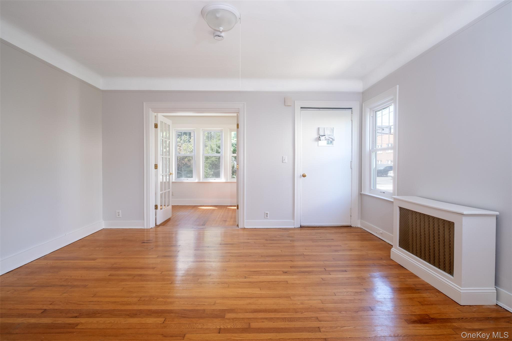 453 Beach Avenue # Left, Mamaroneck, NY 10543