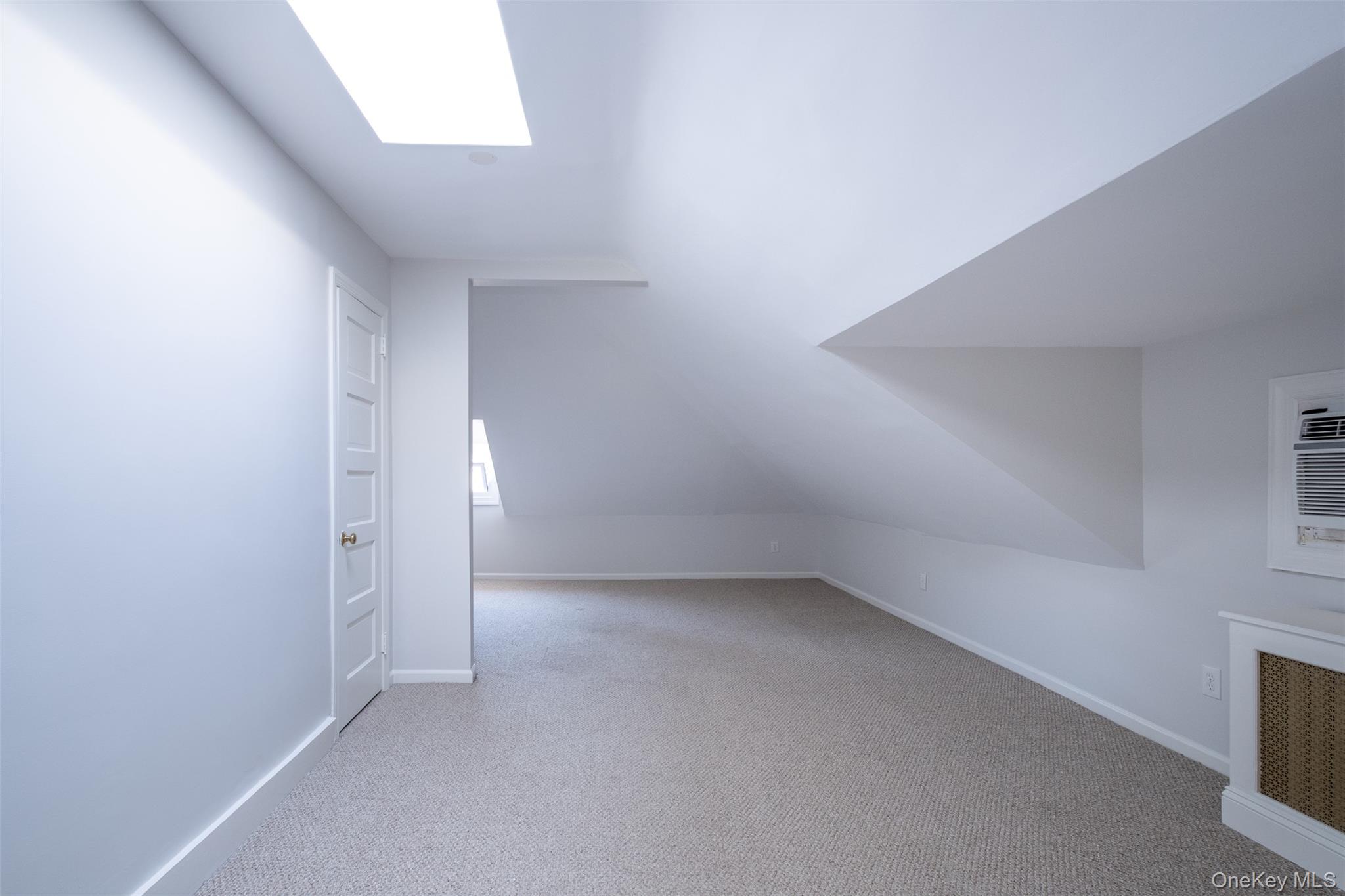 453 Beach Avenue # Left, Mamaroneck, NY 10543