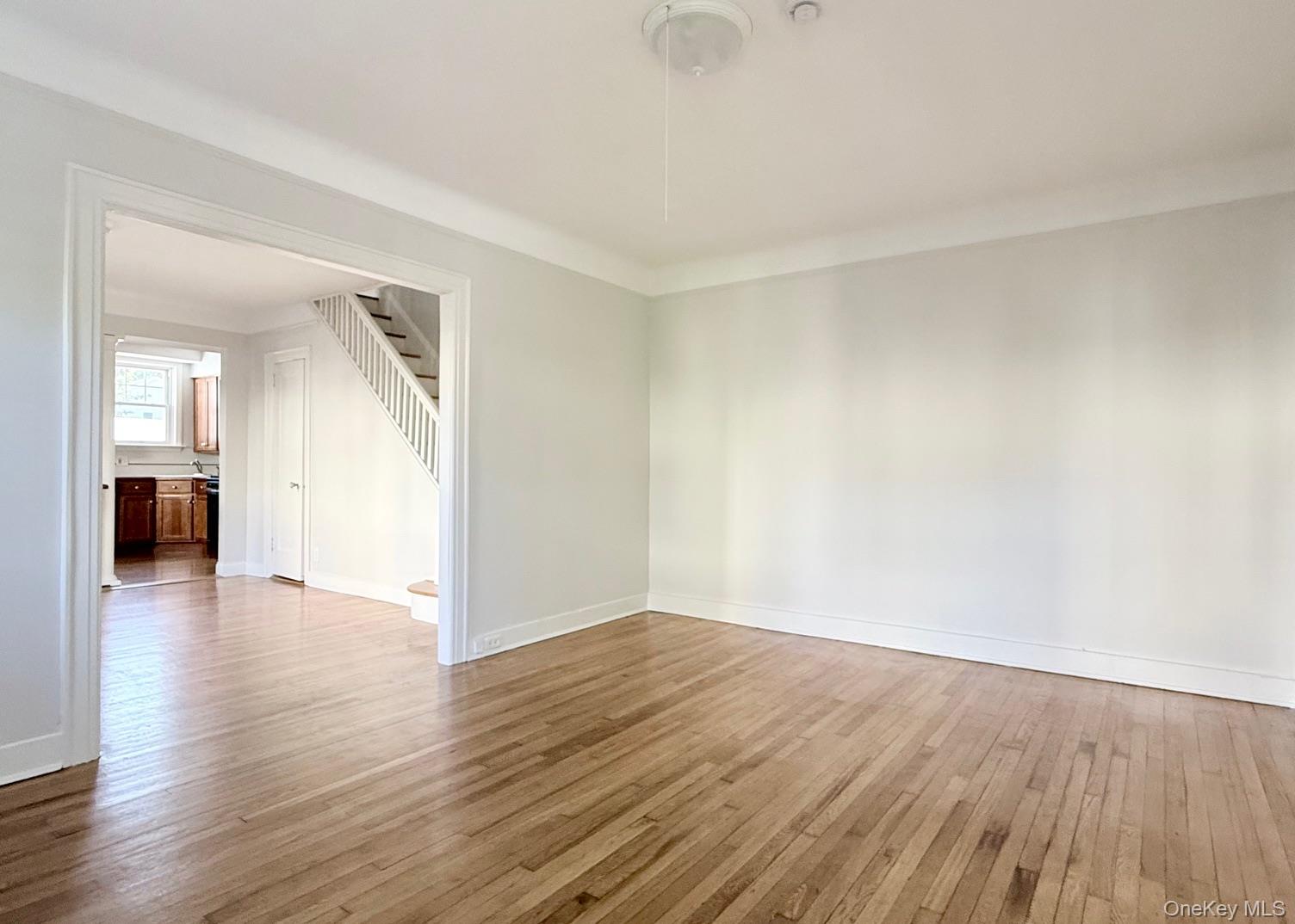 453 Beach Avenue # Left, Mamaroneck, NY 10543