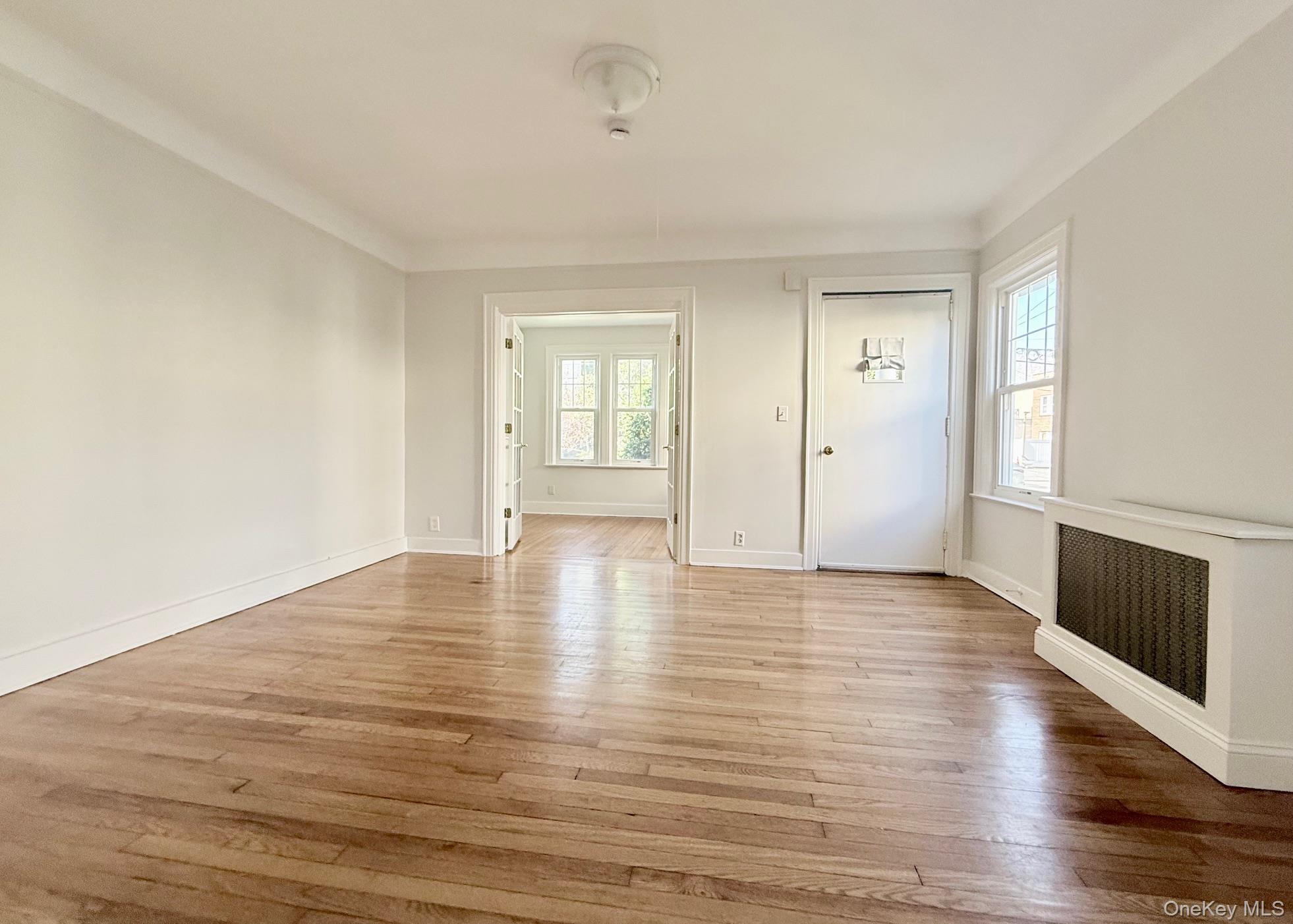 453 Beach Avenue # Left, Mamaroneck, NY 10543