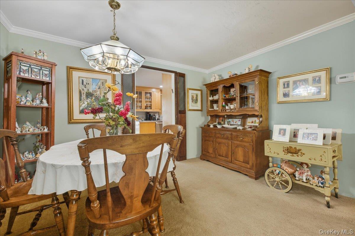 6227 Douglaston Parkway # 13, Douglaston, NY 11362