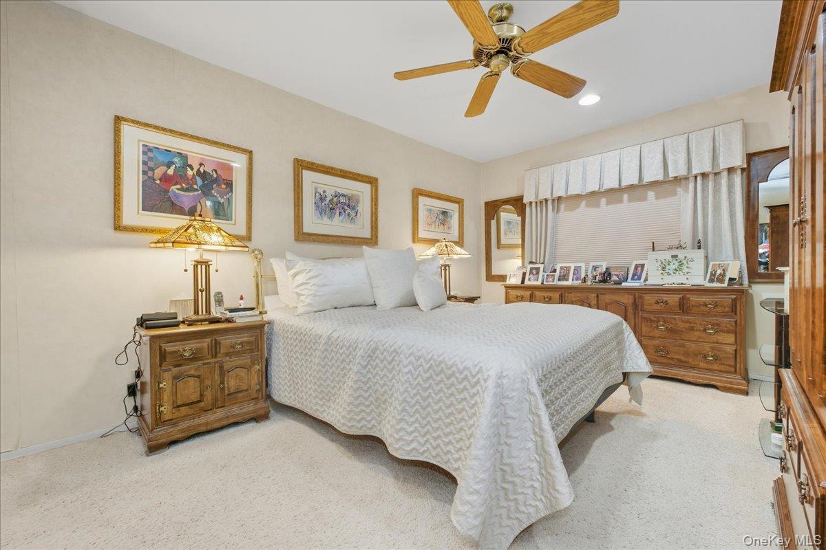 6227 Douglaston Parkway # 13, Douglaston, NY 11362