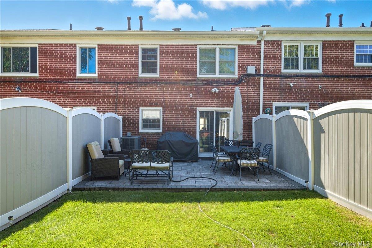 6227 Douglaston Parkway # 13, Douglaston, NY 11362