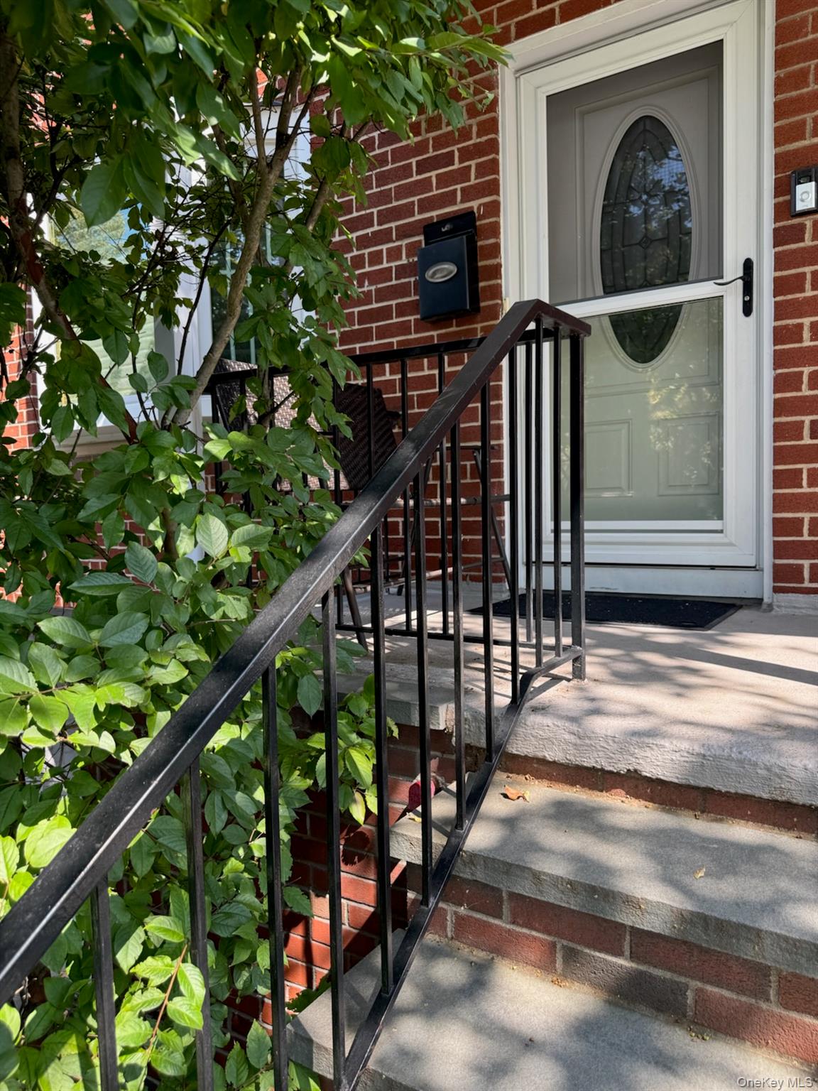 6227 Douglaston Parkway # 13, Douglaston, NY 11362