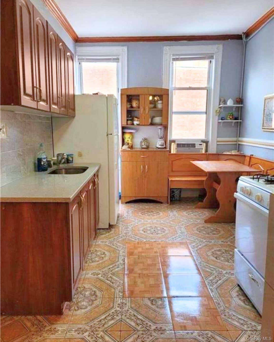 283 Wyckoff Avenue, Brooklyn, NY 11237