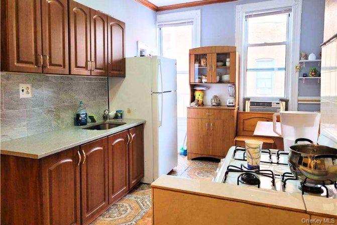 283 Wyckoff Avenue, Brooklyn, NY 11237