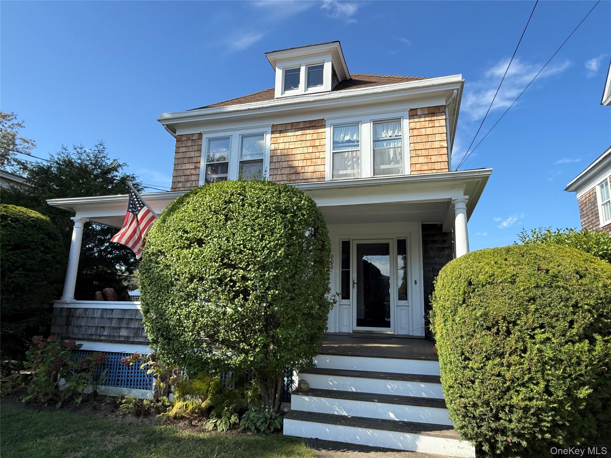 609 1st Street, Greenport, NY 11944