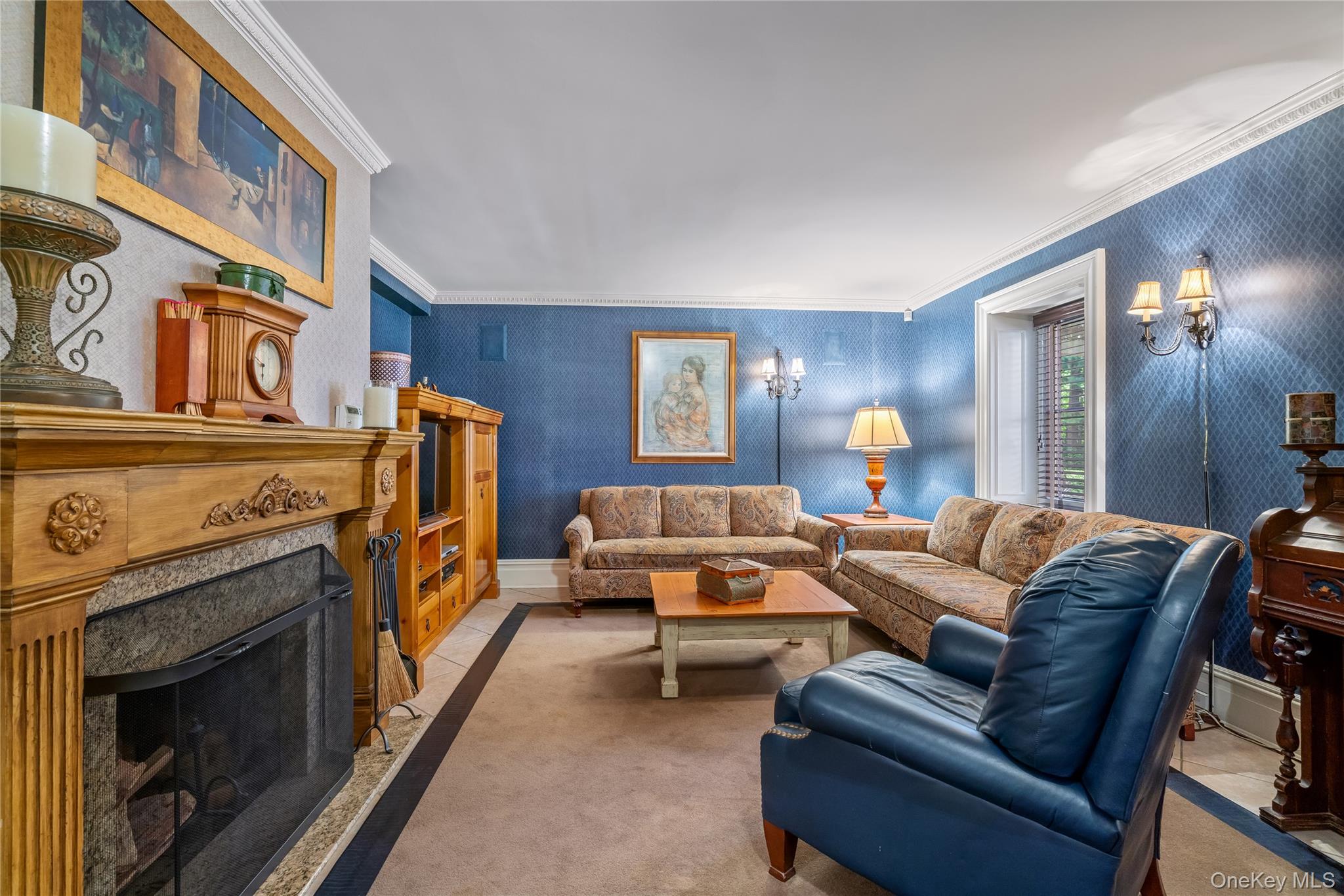 820 Bryant Avenue, Roslyn Harbor, NY 11576