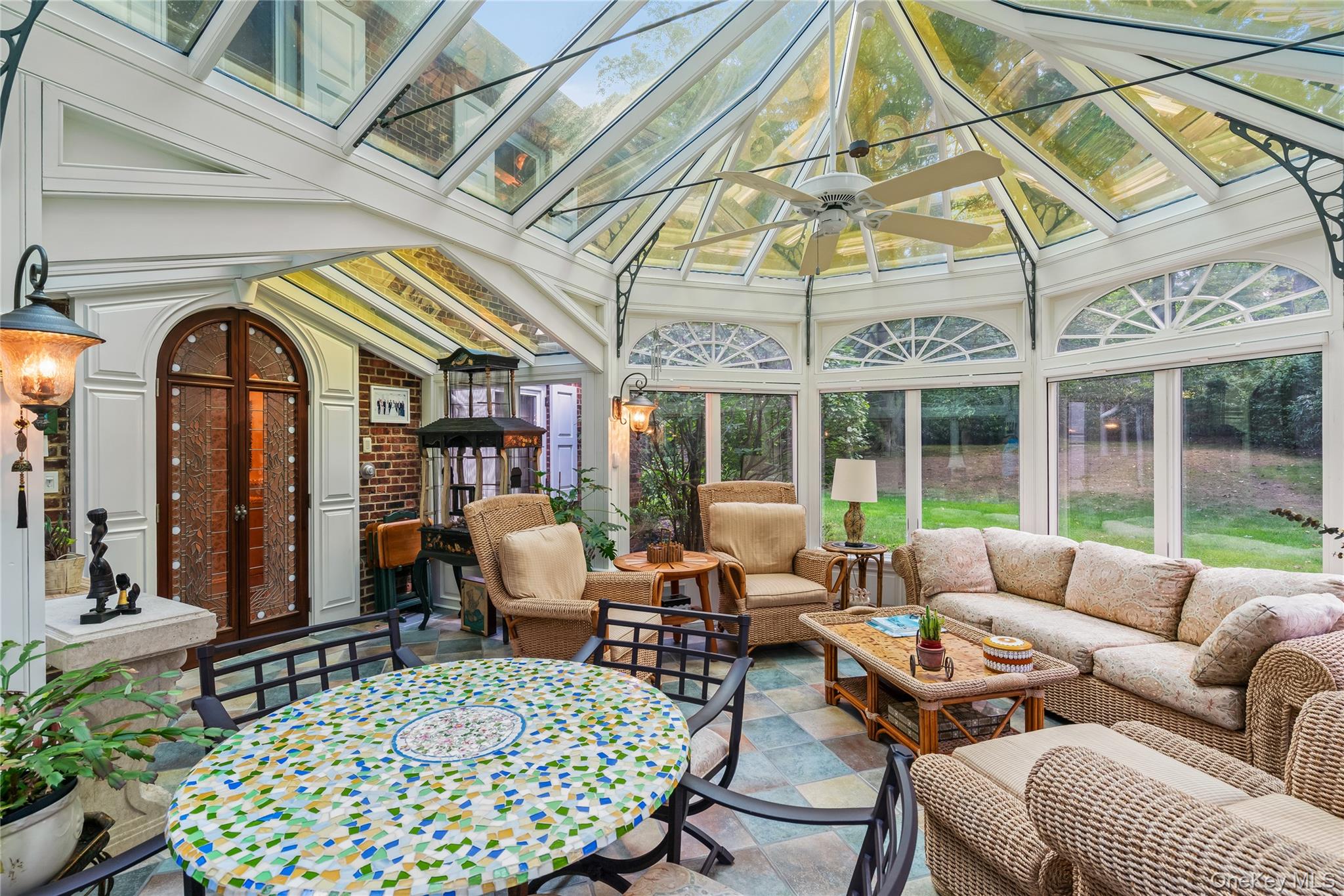 820 Bryant Avenue, Roslyn Harbor, NY 11576