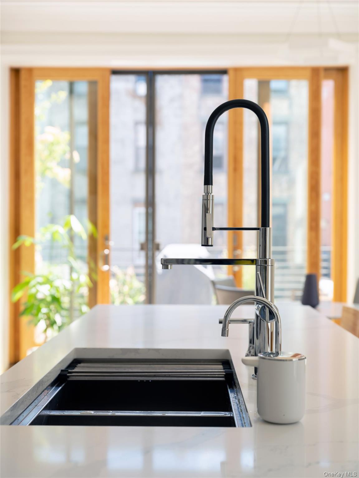 400 Putnam Avenue, Brooklyn, NY 11216