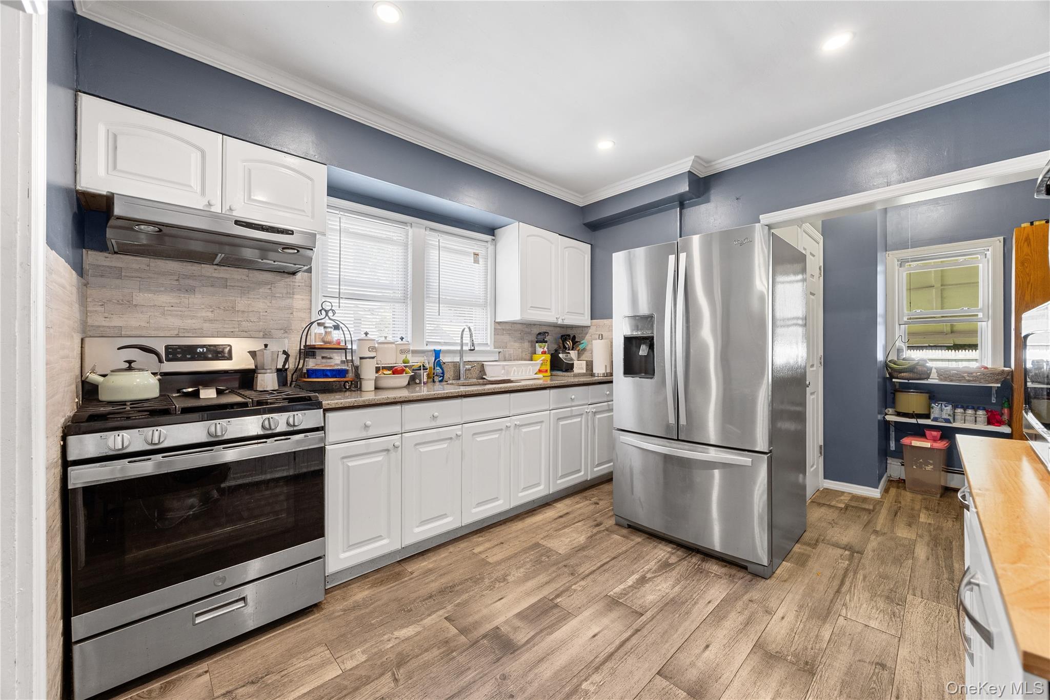 187 S Long Beach Avenue, Freeport, NY 11520