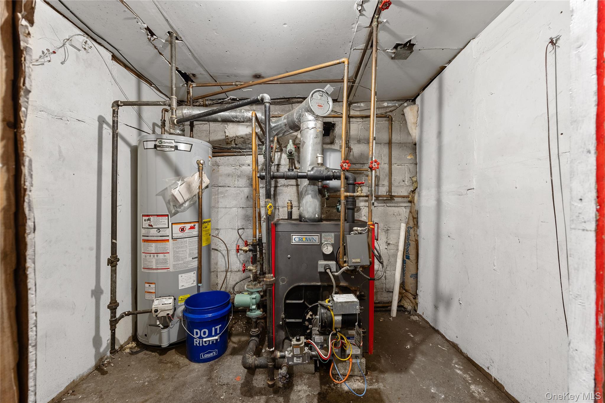 187 S Long Beach Avenue, Freeport, NY 11520