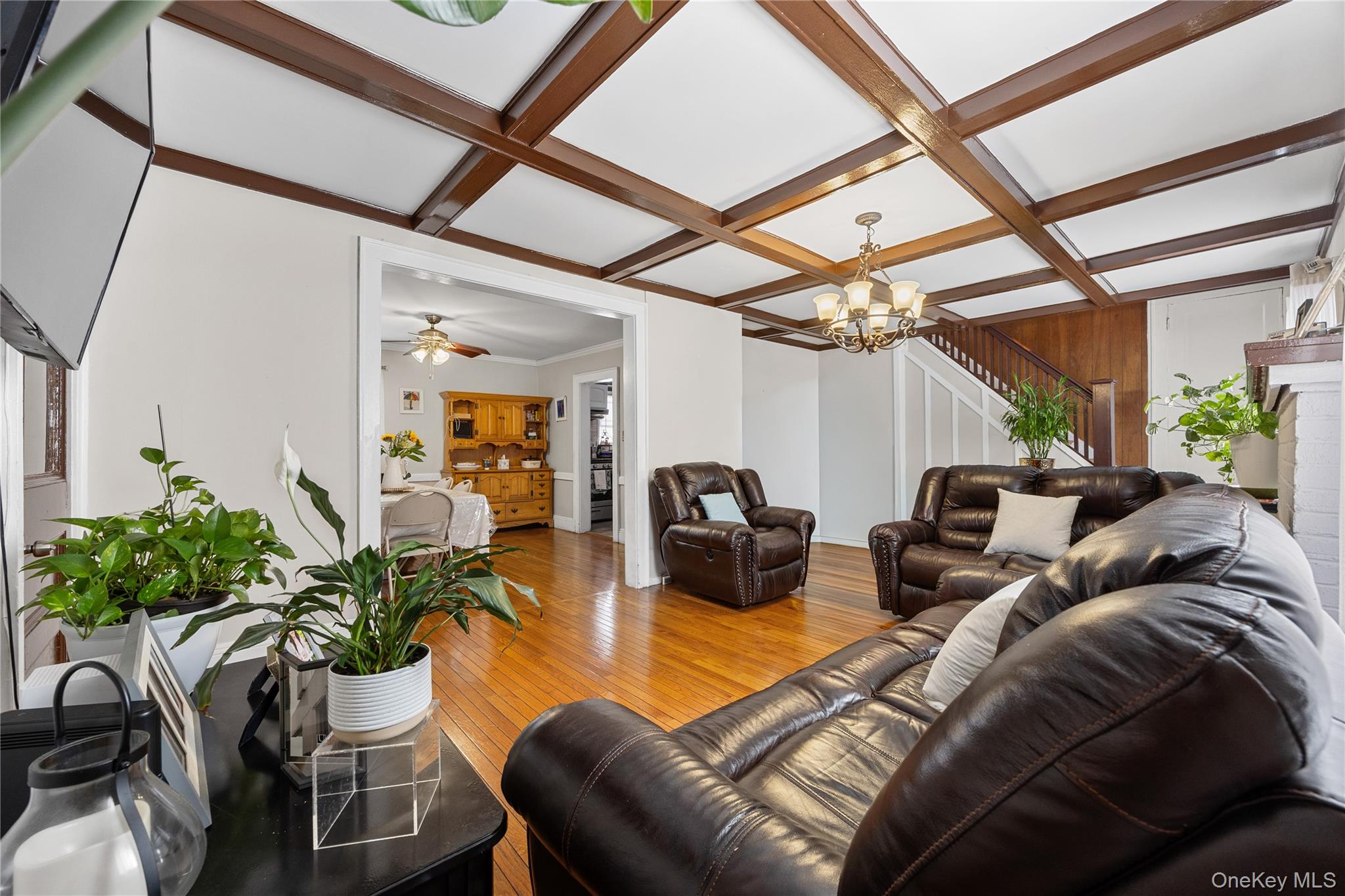 187 S Long Beach Avenue, Freeport, NY 11520