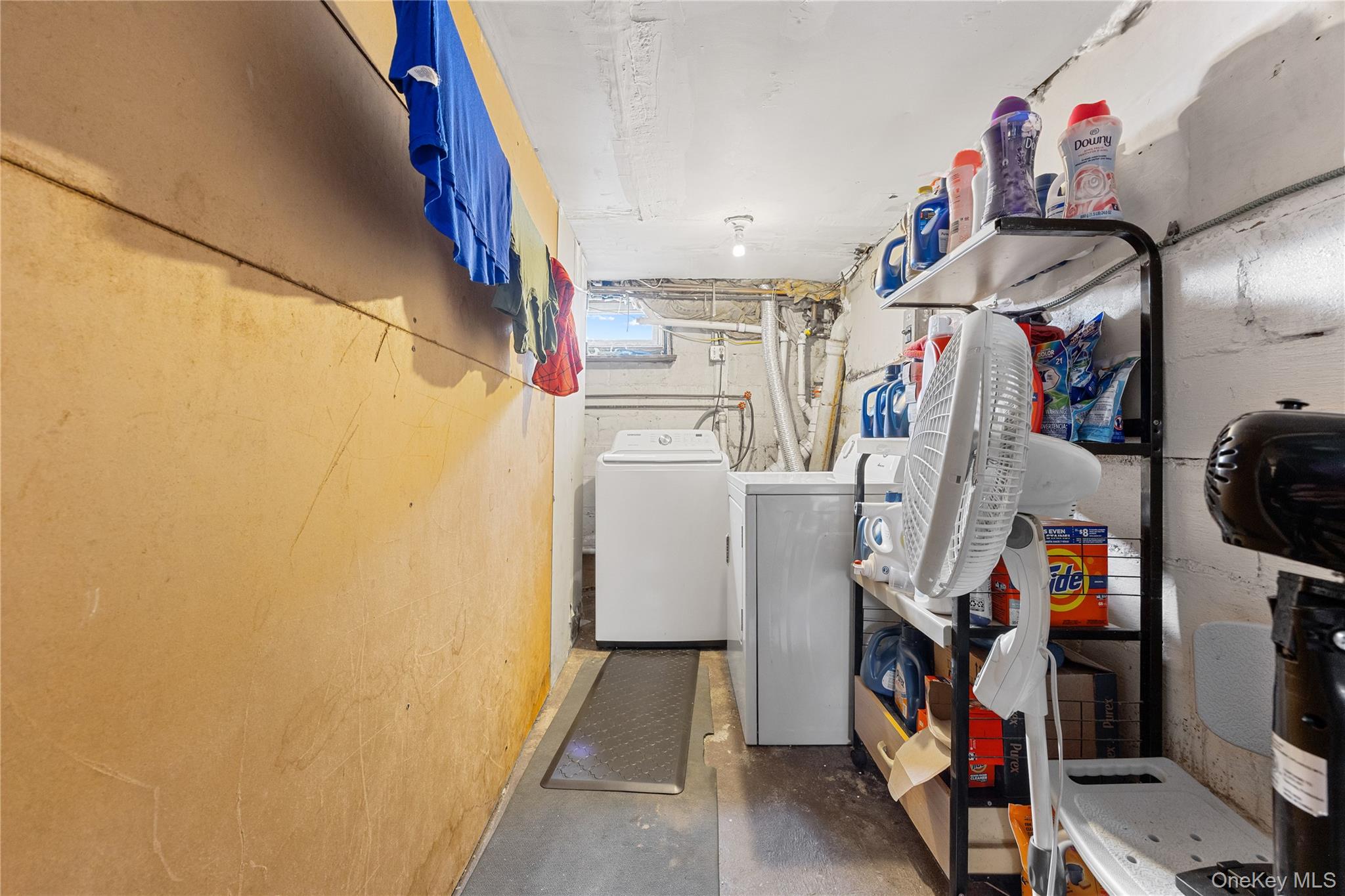 187 S Long Beach Avenue, Freeport, NY 11520