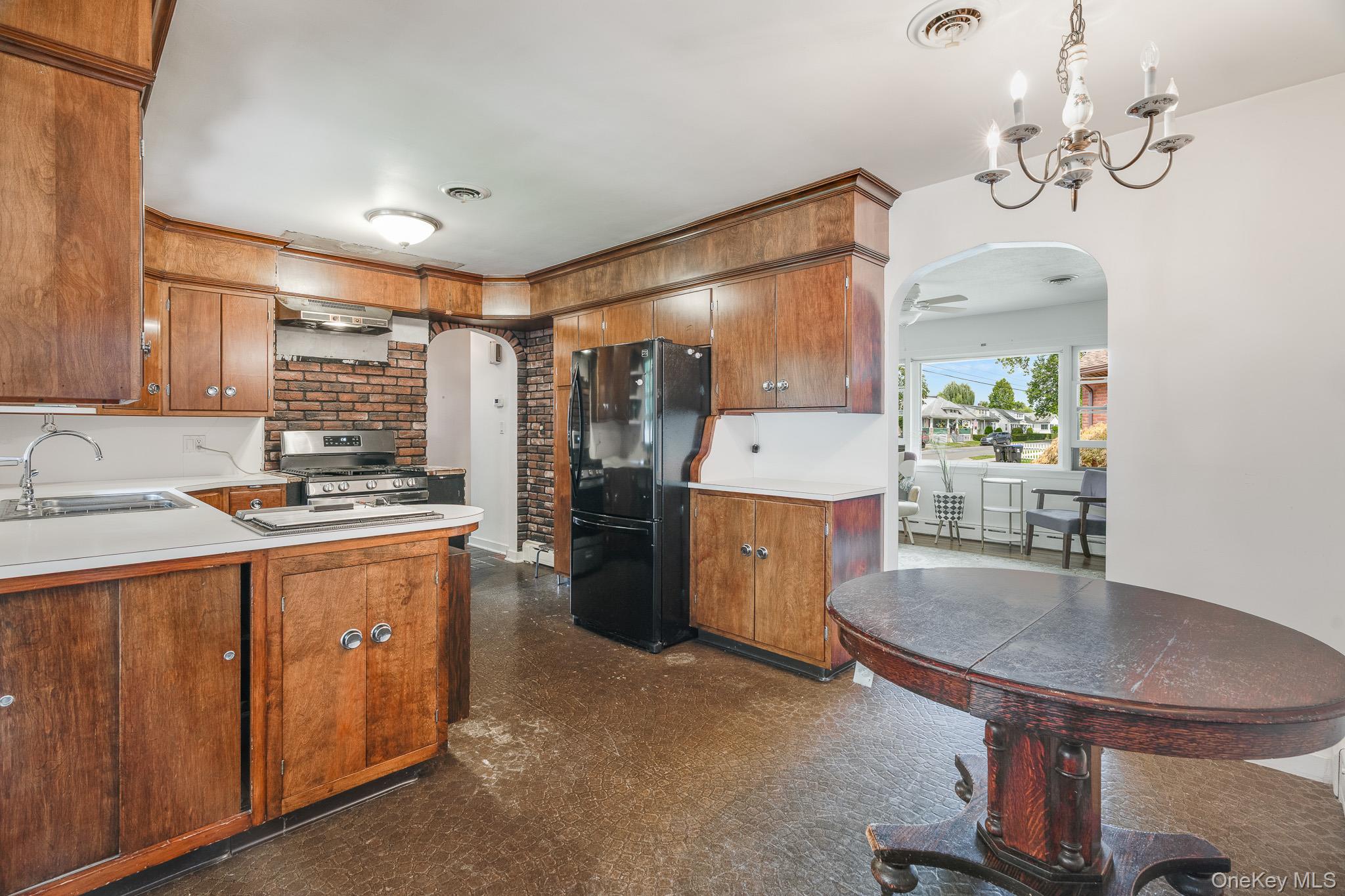 42 Clark Street, Poughkeepsie, NY 12601