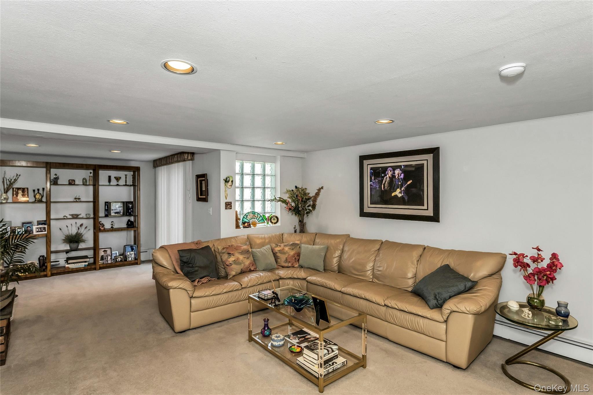 14 Judith Street, Plainview, NY 11803