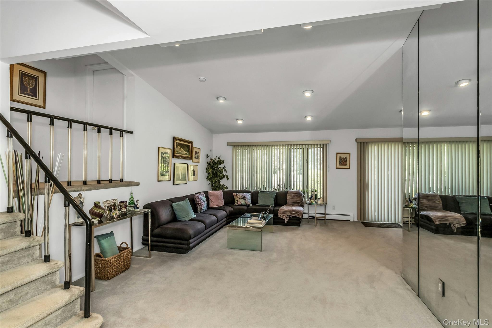 14 Judith Street, Plainview, NY 11803