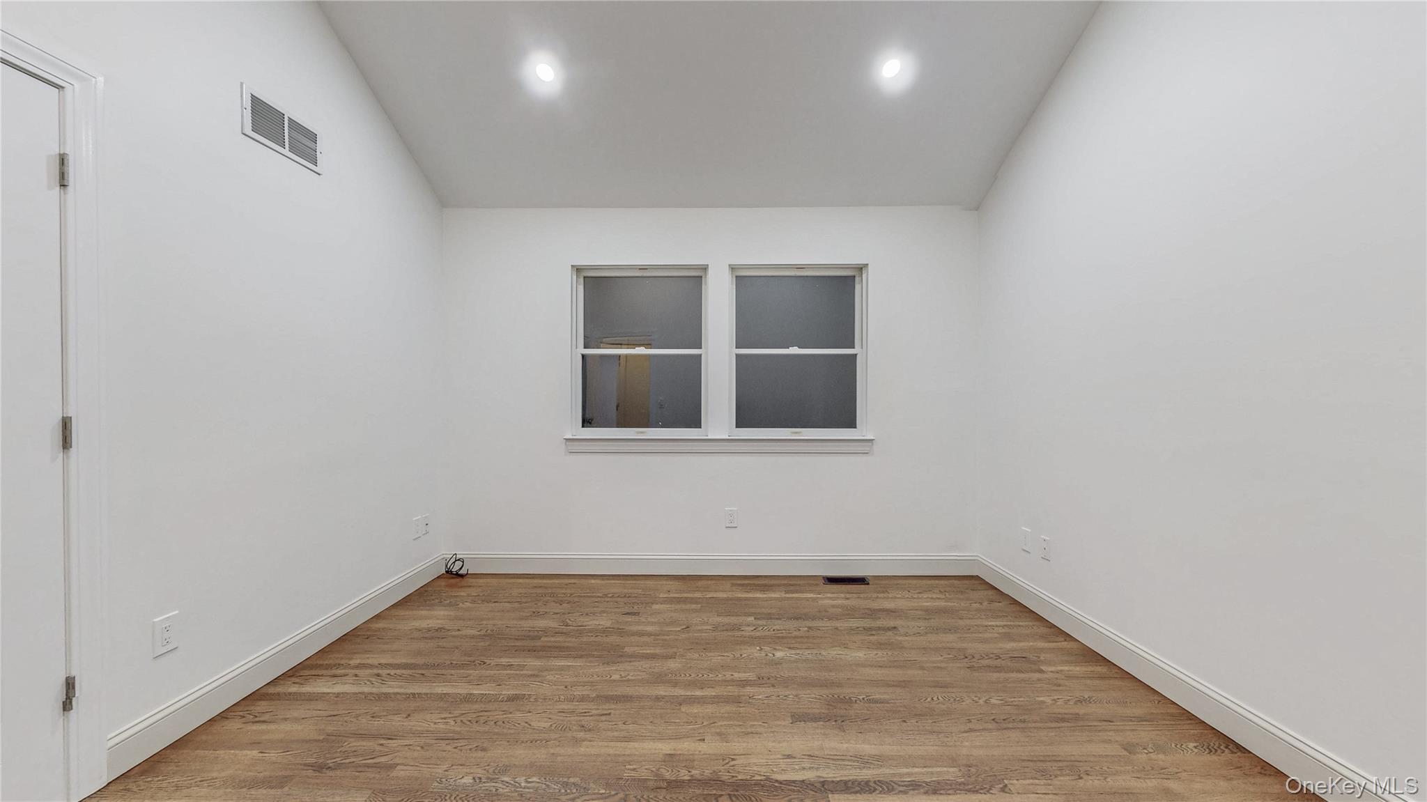 177 Red Creek Road, Hampton Bays, NY 11946