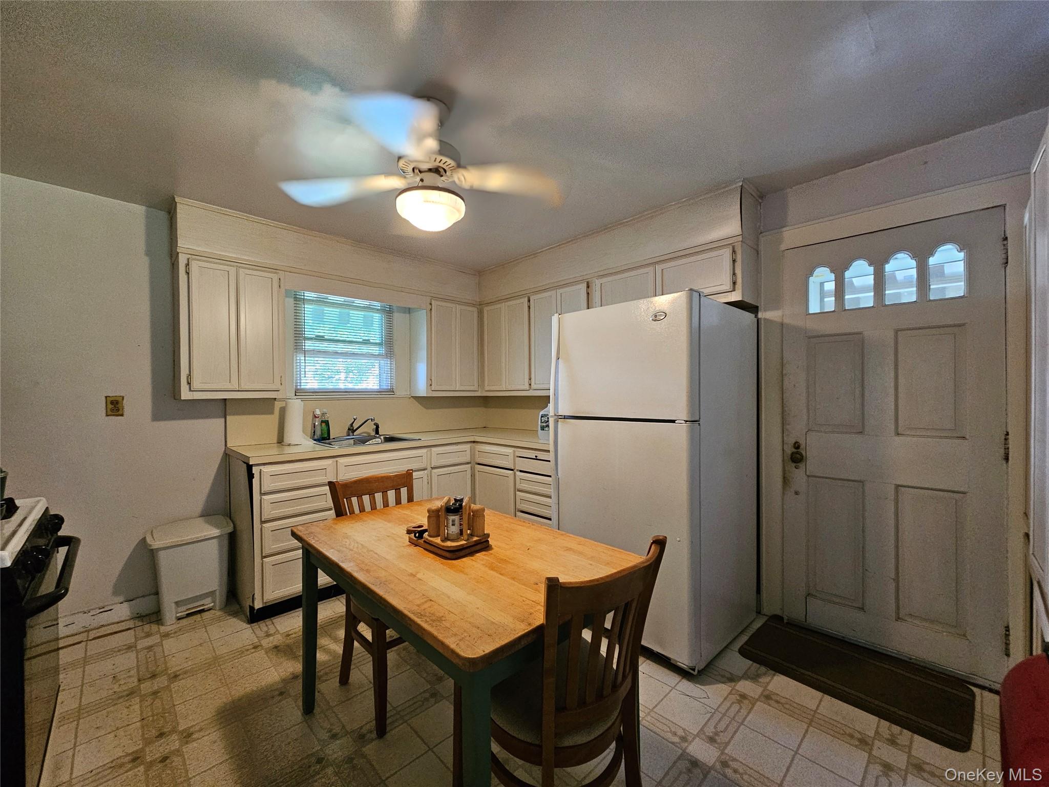 28 Cross Street, Locust Valley, NY 11560