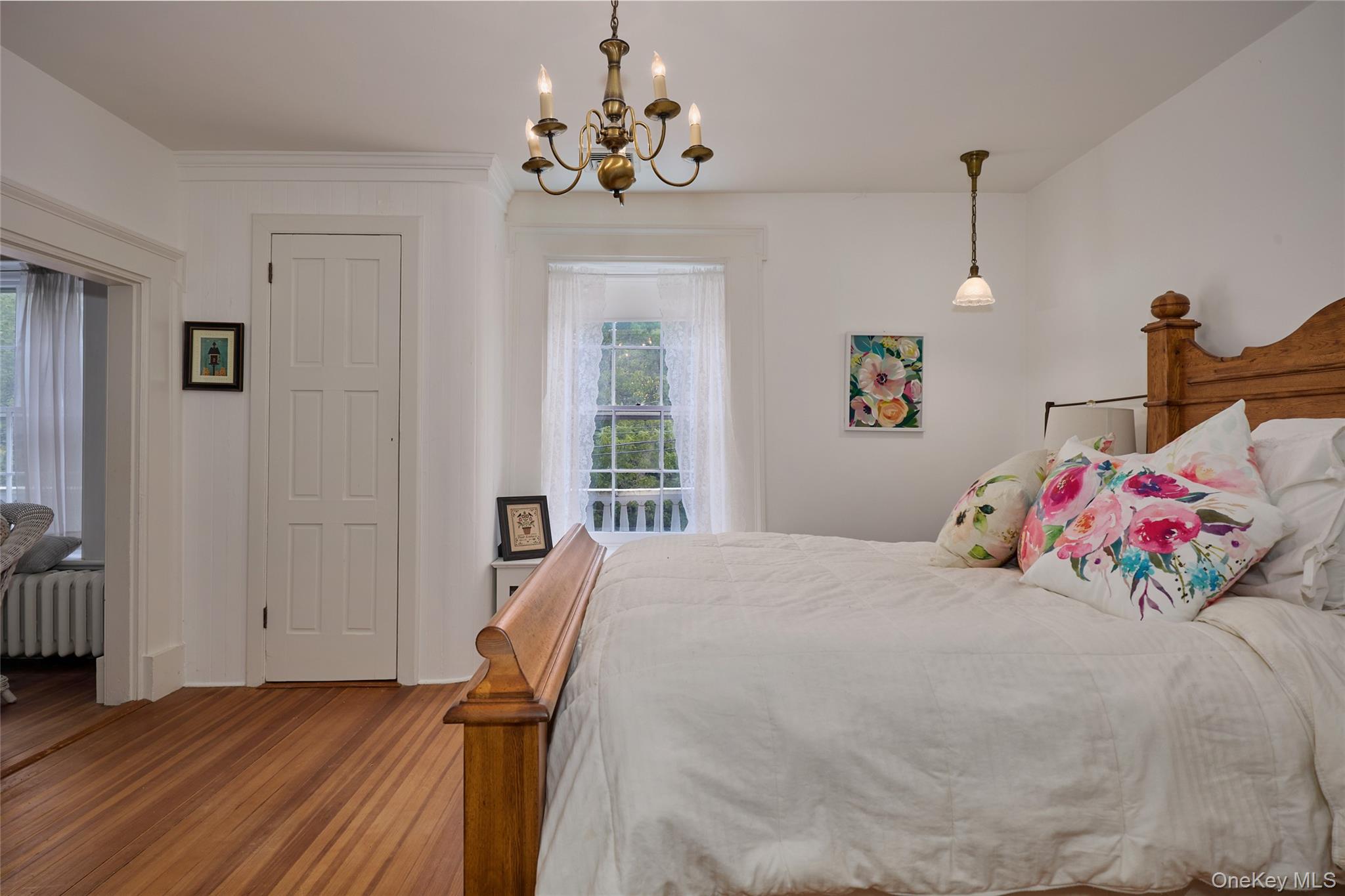 19 Orange Turnpike, Sloatsburg, NY 10974