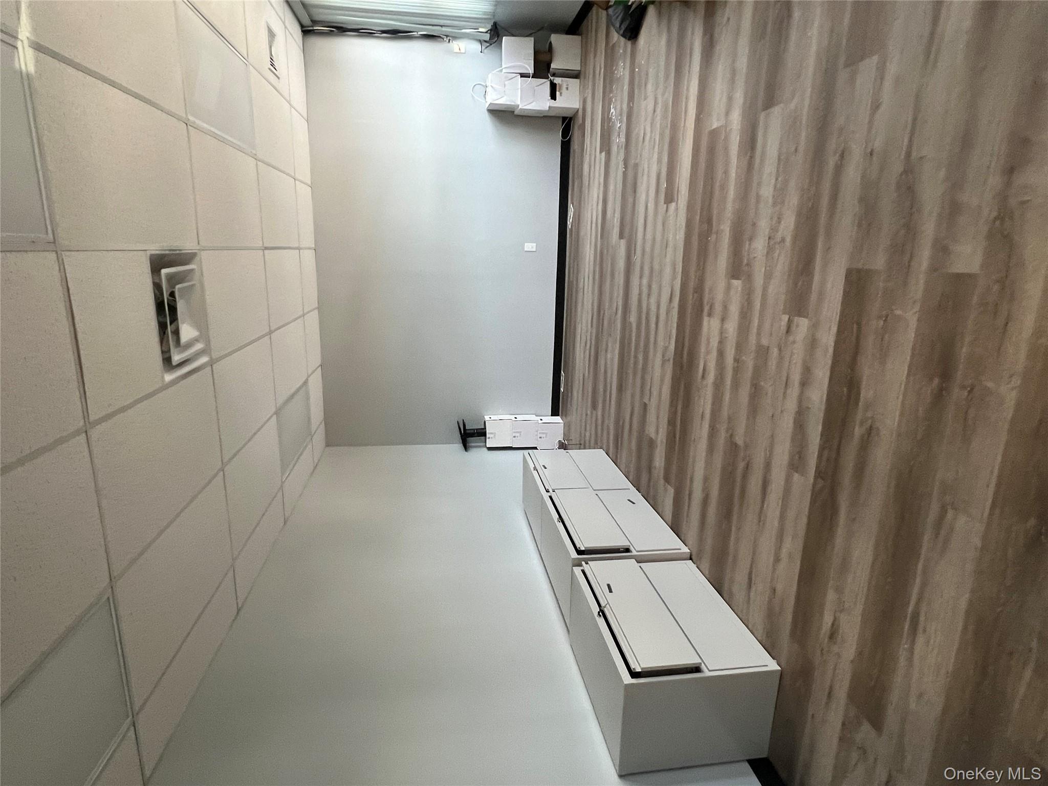 1805 #11 5th Avenue, Bay Shore, NY 11706