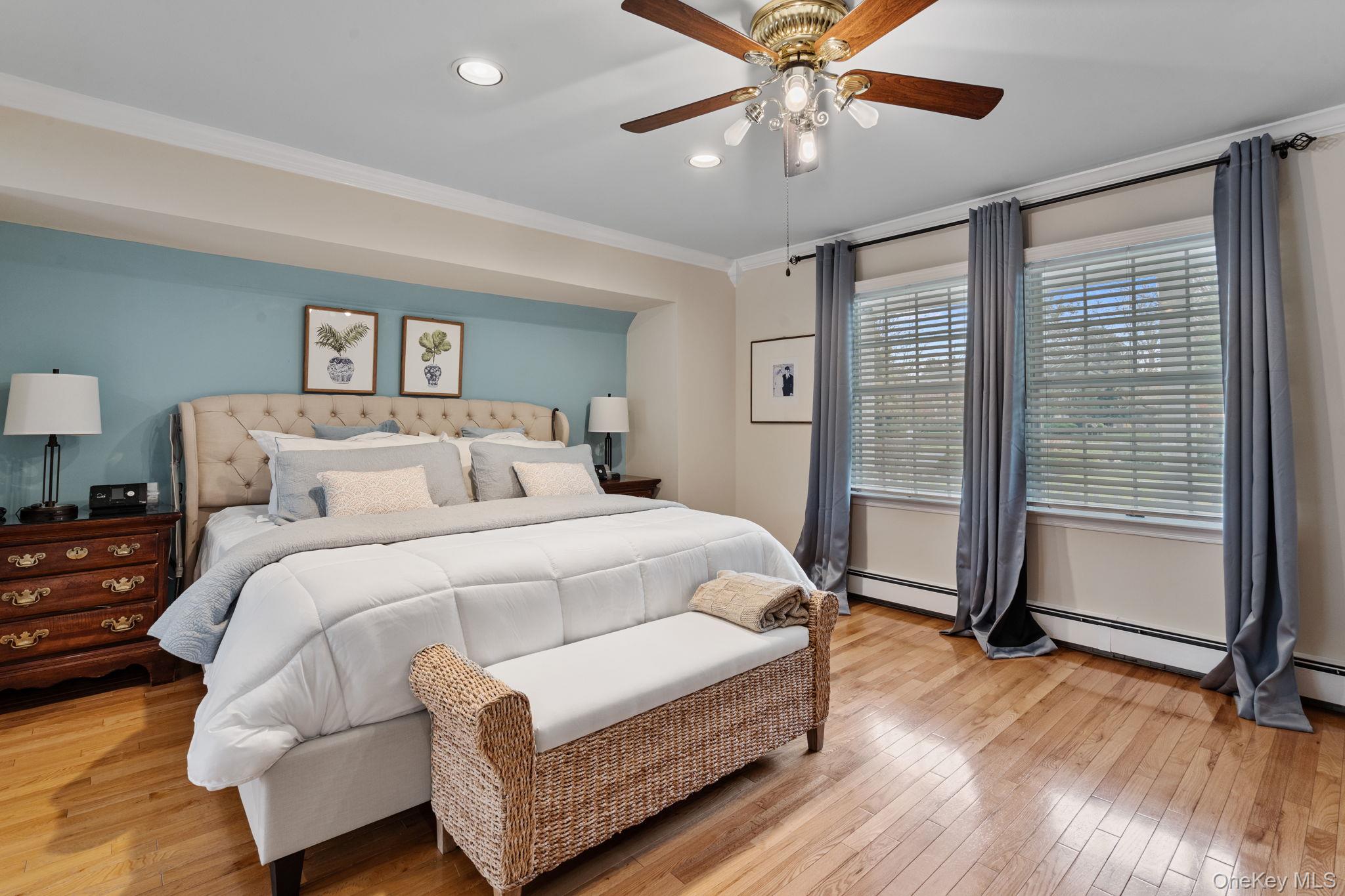 6 Daniel Way, Setauket, NY 11733