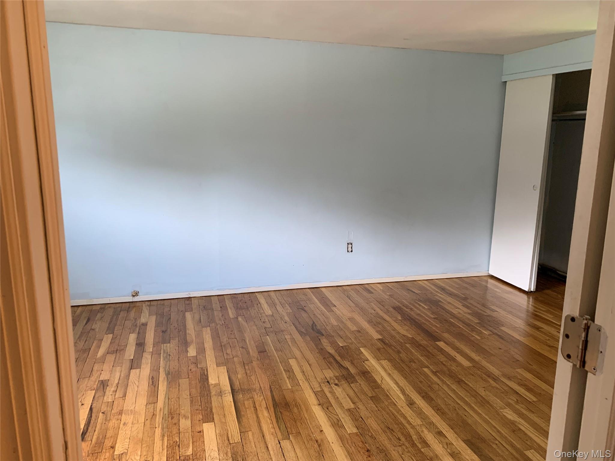 27 Monterey Lane, Centereach, NY 11720