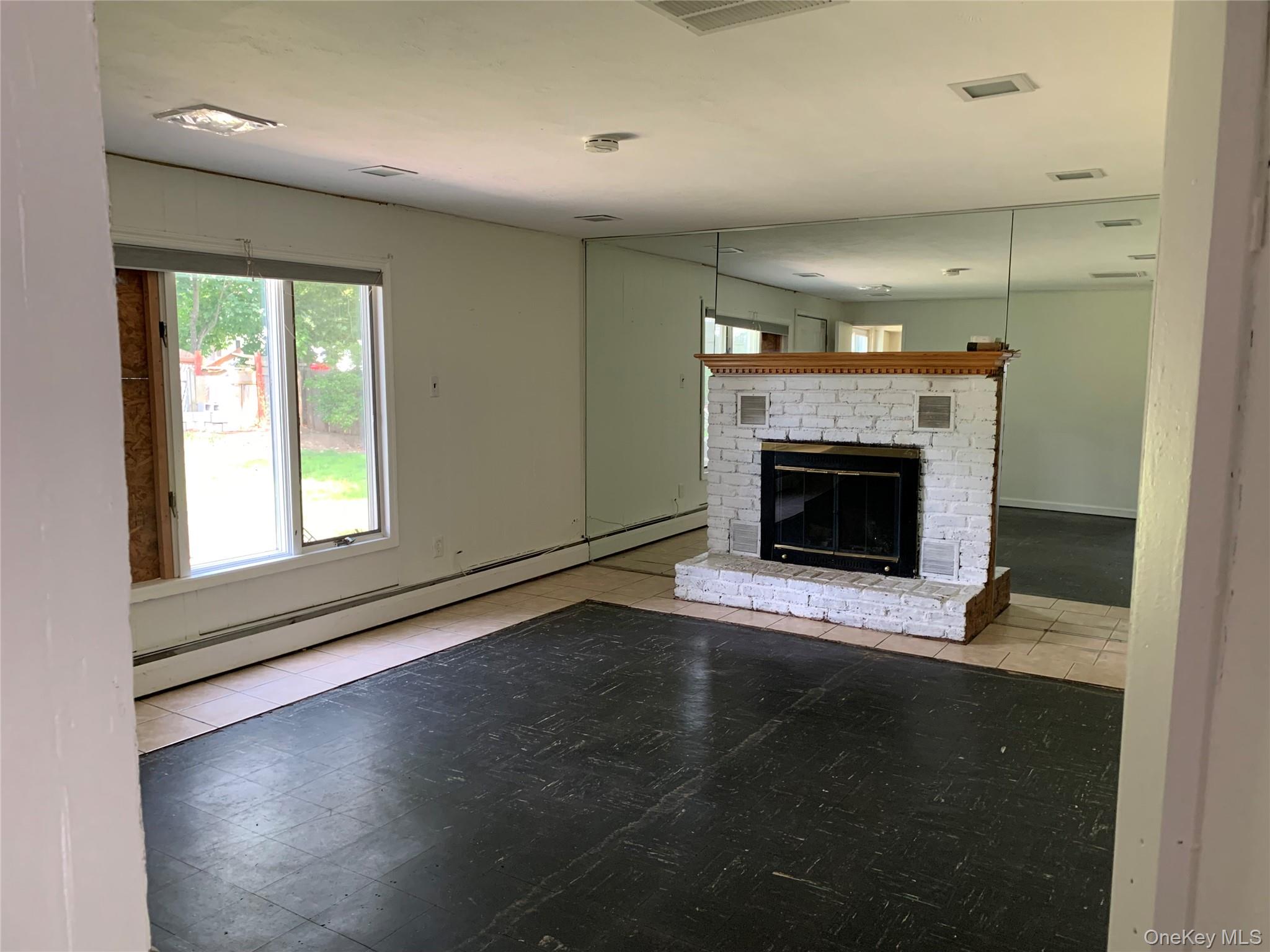 27 Monterey Lane, Centereach, NY 11720