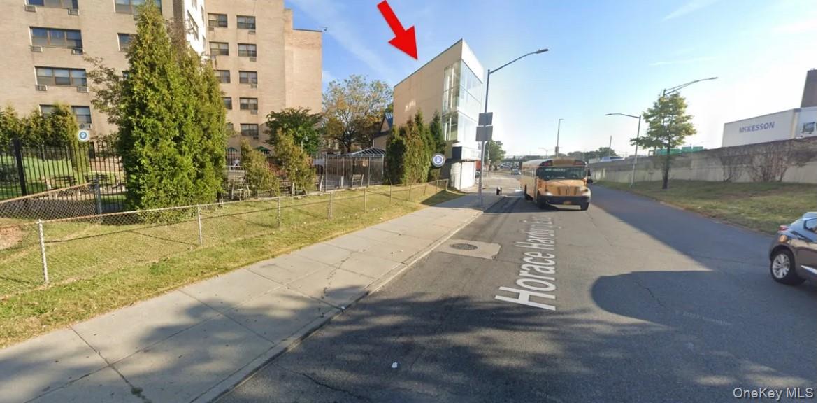 110-29 Horace Harding Expy, Corona, NY 11368