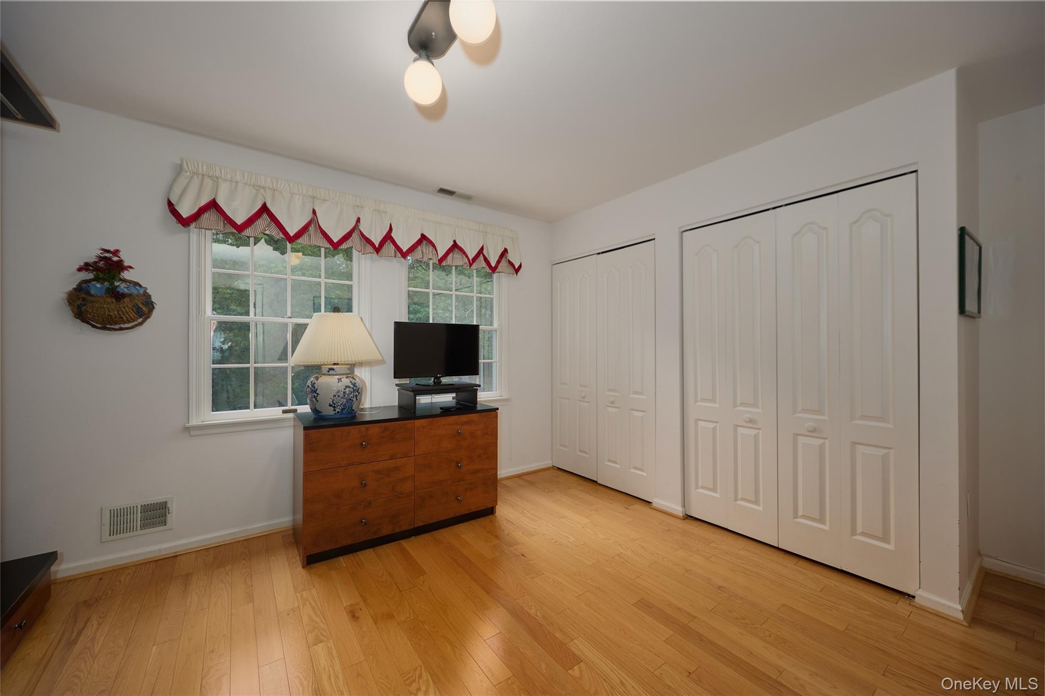 17 Woodlands Drive, Tuxedo Park, NY 10987